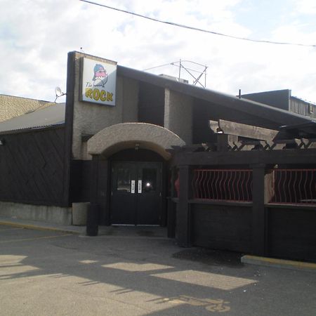 Keystone Motor Inn Брендон Екстер'єр фото